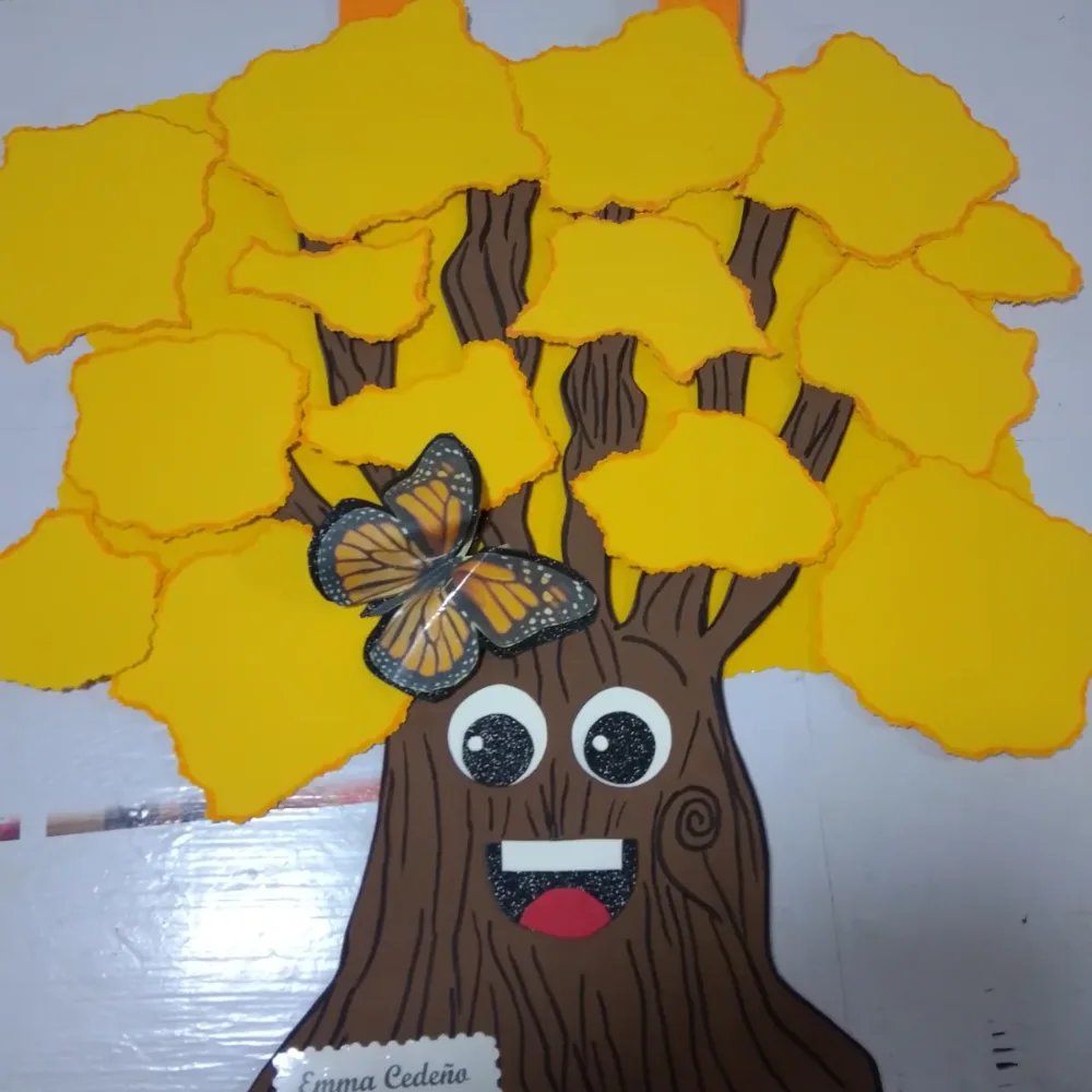 Delantales escolares en forma, tela o fieltro