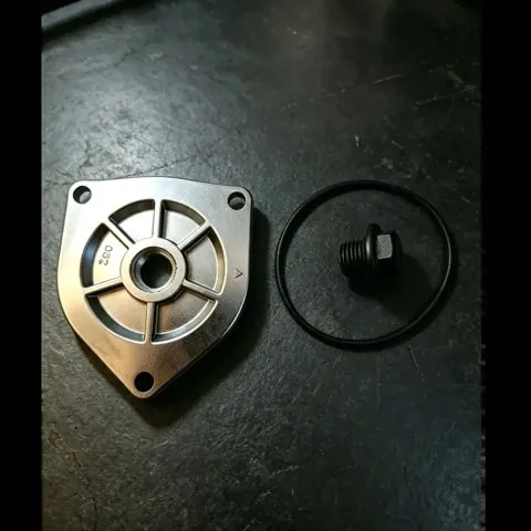 Carter con tornillo GN 125