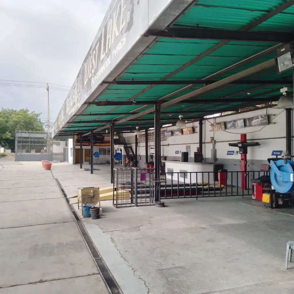 Venta Negocio Automotriz en Av Florecio Jiménez Barquisimeto